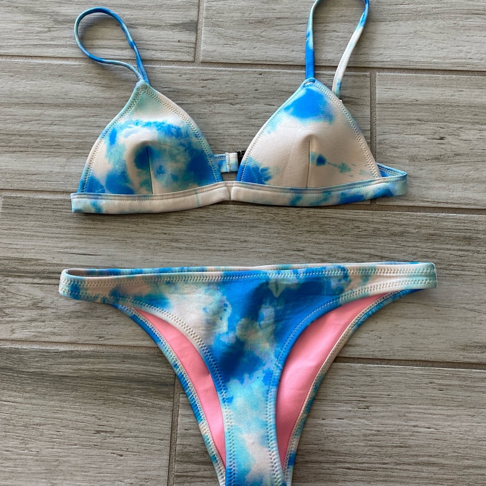 Triangl Bikini